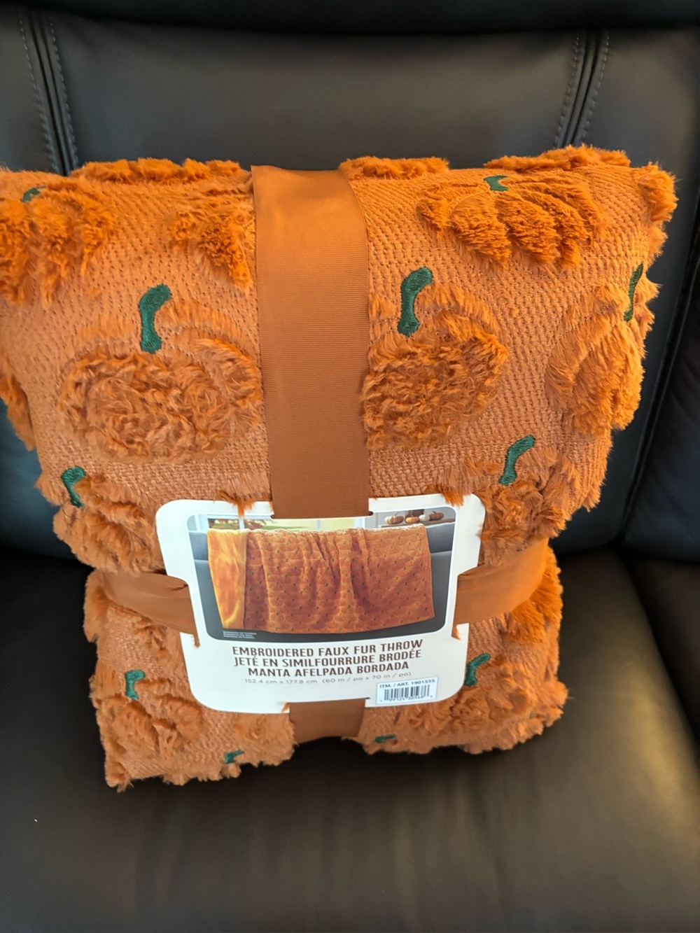 Halloween Pumpkin Faux Fur Throw 60x70 nwt